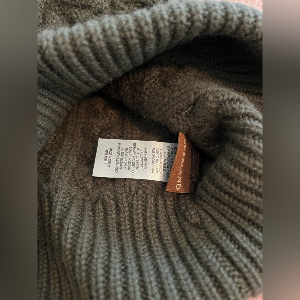 Overland Knit Cashmere Beanie Hat with Detachable Fox and Raccoon Fur Pom - Picture 2 of 4
